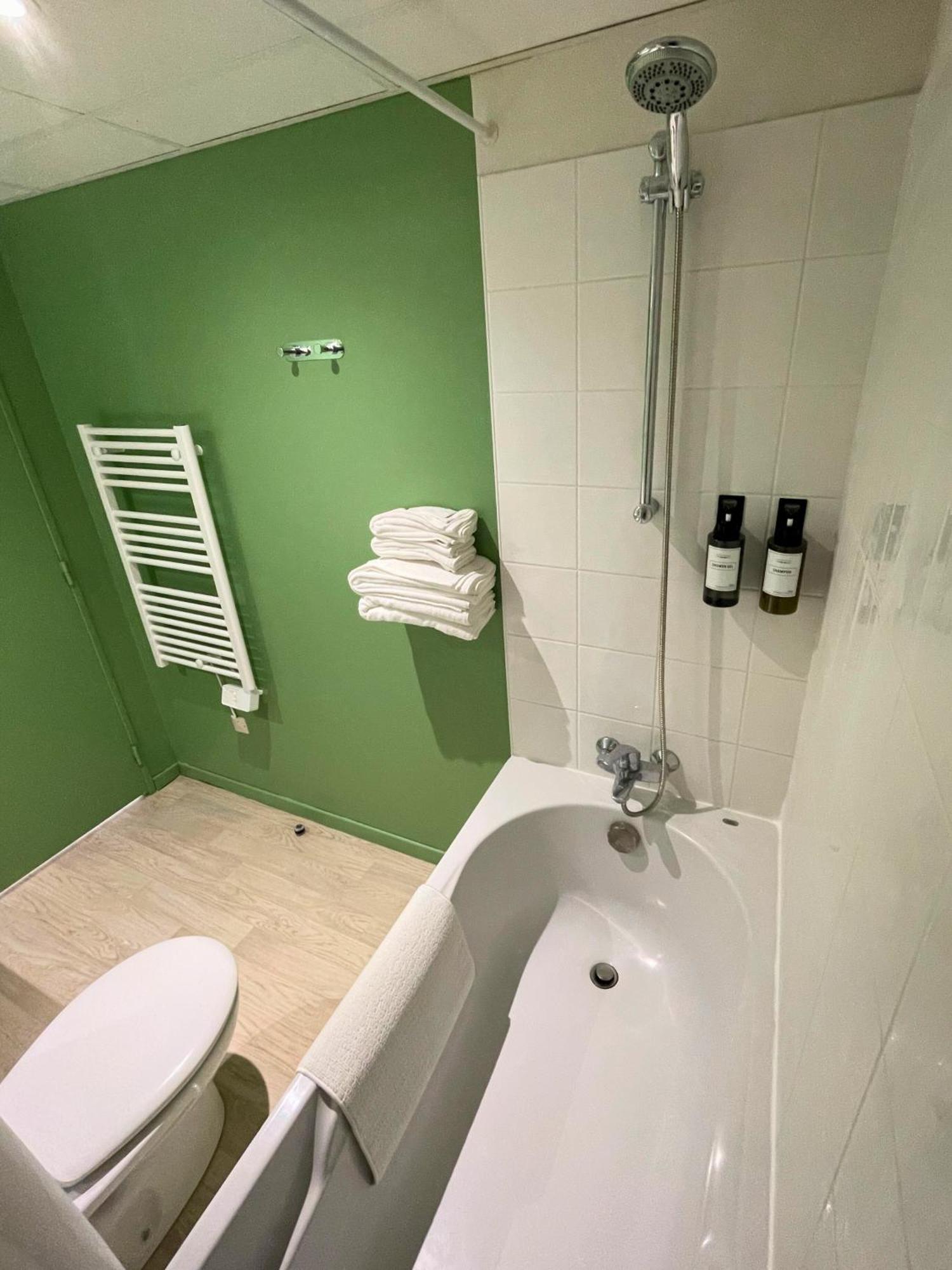 Boudoir - Clim-Wifi-Twin-Gare Apartment Lourdes Bagian luar foto