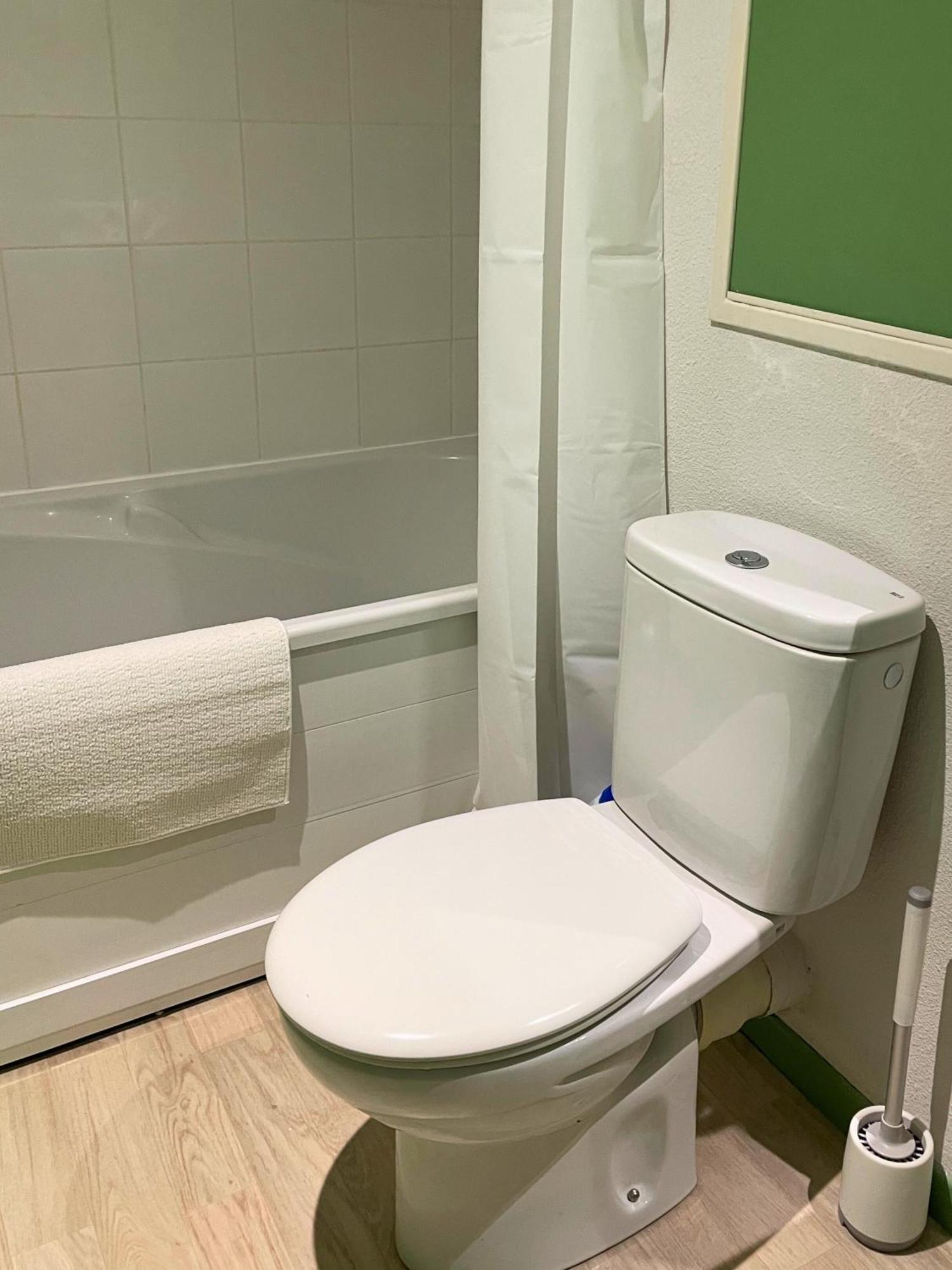 Boudoir - Clim-Wifi-Twin-Gare Apartment Lourdes Bagian luar foto